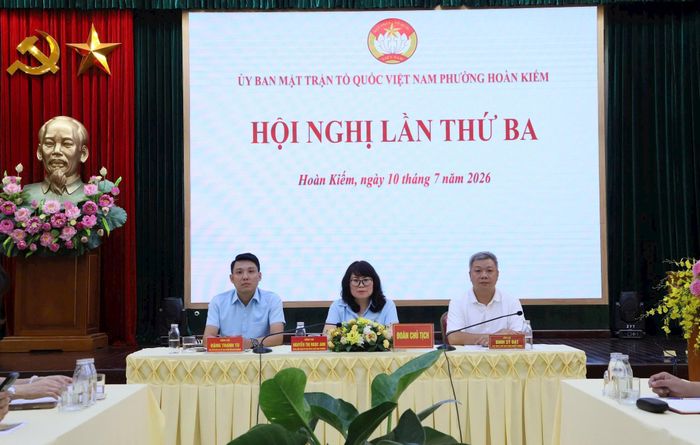 Đoàn Chủ tịch hội nghị. Ảnh: PV