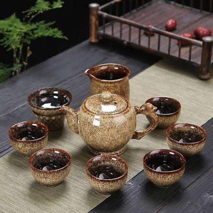 Ngoài ý nghĩa phong thủy và công năng, số 6 cũng mang lại tính thẩm mỹ rất cao. Khi bày 6 chén trên khay, bạn sẽ thấy: Bố cục tạo thành hình lục giác cân đối.
