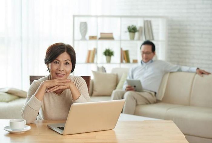 Người bước qua tuổi 50 không nhất thiết phải sở hữu khối tài sản lớn mới có thể nghỉ hưu an nhàn. Điều quan trọng hơn là xây dựng được một nền tài chính ổn định. Ảnh minh họa