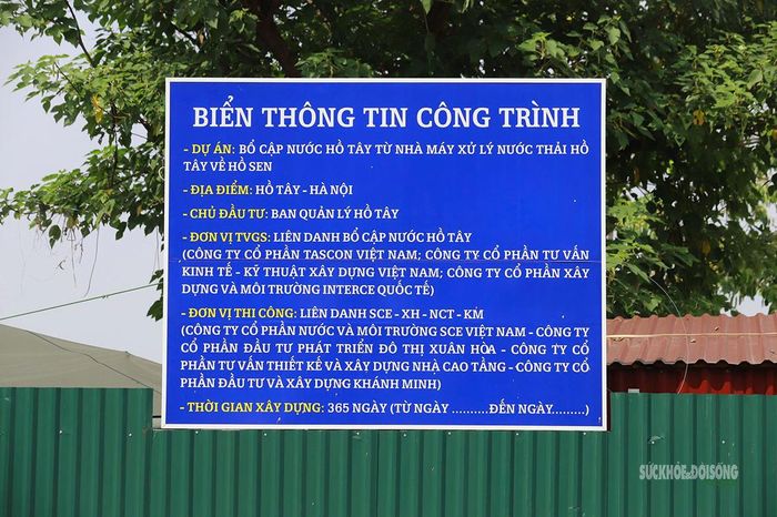 Biển thông tin công trình tại khu vực triển khai dự án.