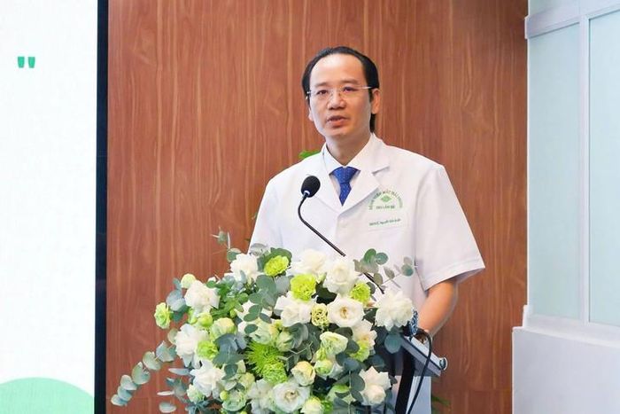 BSCKII. Nguyễn Đức Quân, Giám đốc Bệnh viện Mắt Hải Phòng phát biểu tại lễ khởi động dự án. Ảnh: CTV