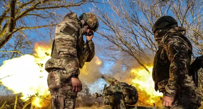 Theo ông Zaluzhnyi, cả các chiến dịch tấn công tầm xa của Ukraine và Nga đều chưa đủ khả năng tạo ra bước ngoặt mang tính quyết định.
