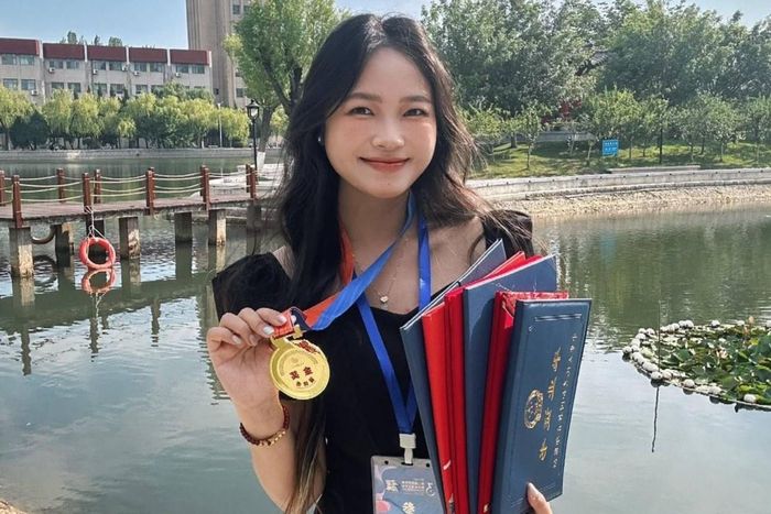 Phương Thảo đạt nhiều thành tích khi du học Nga, Trung Quốc.