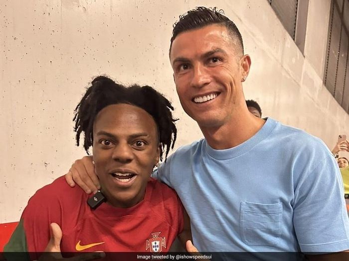 IShowSpeed trong lần đầu gặp Ronaldo. Ảnh: IshowSpeed.