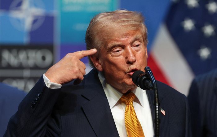 Tổng thống Mỹ Donald Trump phát biểu tại cuộc họp báo bên lề hội nghị thượng đỉnh NATO ở Ankara, Thổ Nhĩ Kỳ, ngày 8/7. Ảnh: Reuters.