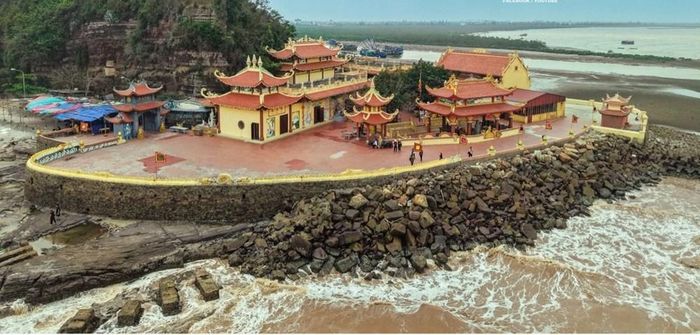 Đền Bà Đế Đồ Sơn