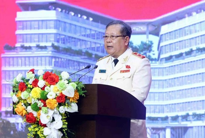 Trung tướng Phạm Đăng Khoa, Cục trưởng Cục Quản lý xuất nhập cảnh phát biểu tại buổi lễ - Ảnh: VGP/Vũ Phong