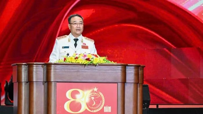 Thượng tướng Phạm Thế Tùng, Thứ trưởng Công an trình bày diễn văn.