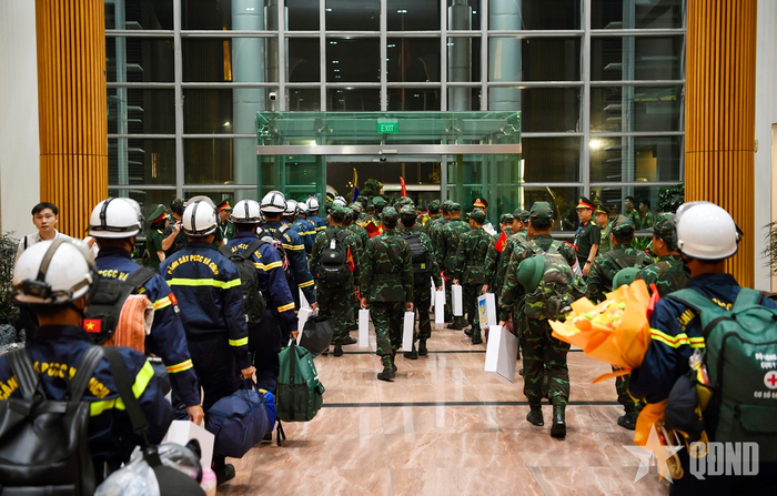 Các lực lượng cứu hộ, cứu nạn Việt Nam đã thực hiện tốt nhiệm vụ được giao.