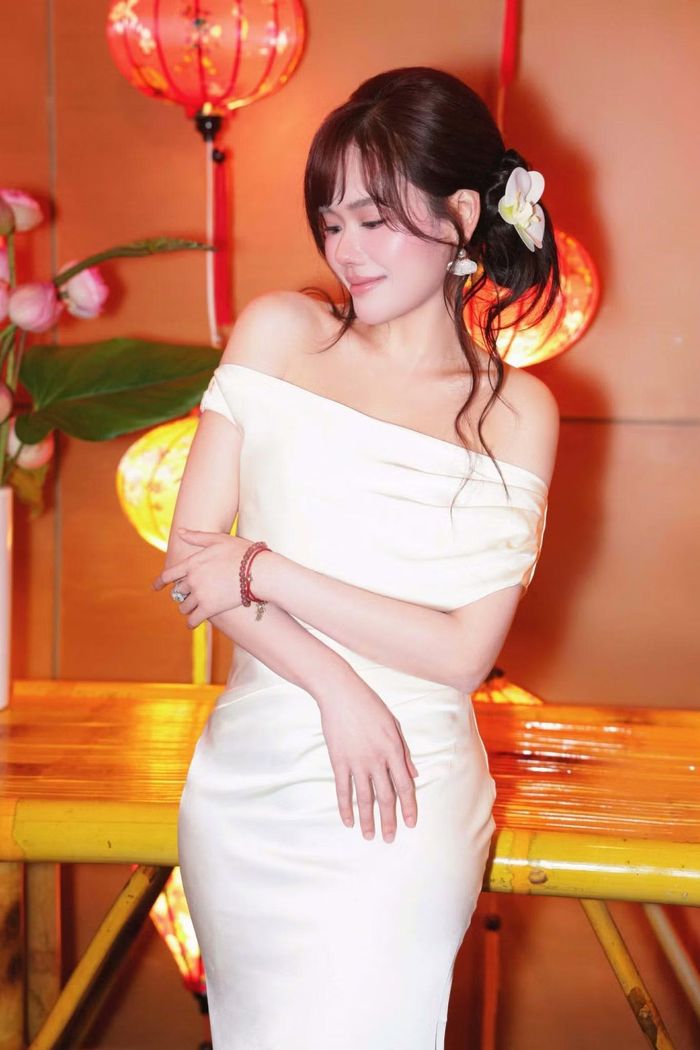 Dù vắng bóng hơn một thập kỷ, nhưng ngọn lửa nghề trong cô chưa từng tắt.