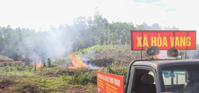  Tình huống giả định là người dân phát hiện một đám cháy tại Khoảnh 1, Tiểu khu NTK 11, thôn Hòa Phú, xã Hòa Vang. Ảnh: XUÂN QUỲNH 