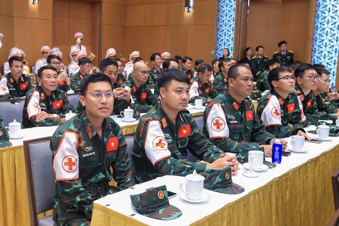 Cán bộ, chiến sĩ tại lễ tuyên dương. Ảnh: Đoàn Bắc