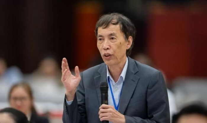 TS Võ Trí Thành: Dự thảo Luật cần điều chỉnh theo hướng mạnh dạn phân cấp, trao quyền nhiều hơn cho doanh nghiệp, đồng thời thiết lập cơ chế giám sát hiệu quả để cân bằng giữa nhiệm vụ chính trị và nhiệm vụ kinh tế.