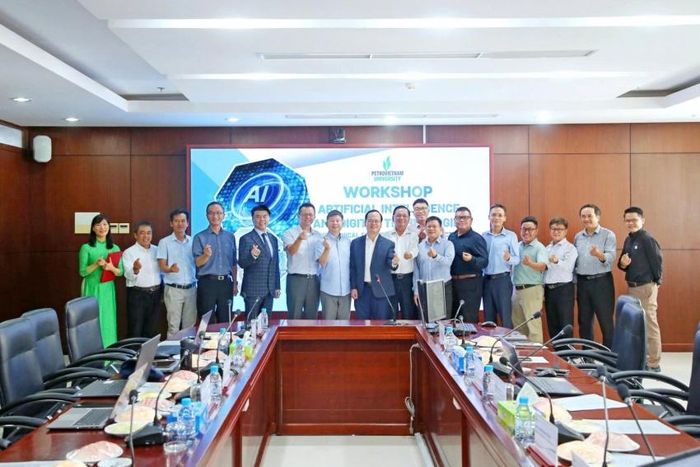 Các đại biểu tham dự hội thảo.