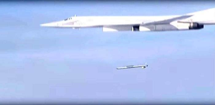 Phóng tên lửa Kh-101. Ảnh: Bộ Quốc phòng Nga.