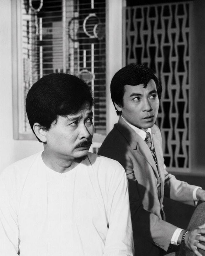Hùng Cường và danh hài Thanh Việt trong một cảnh quay.