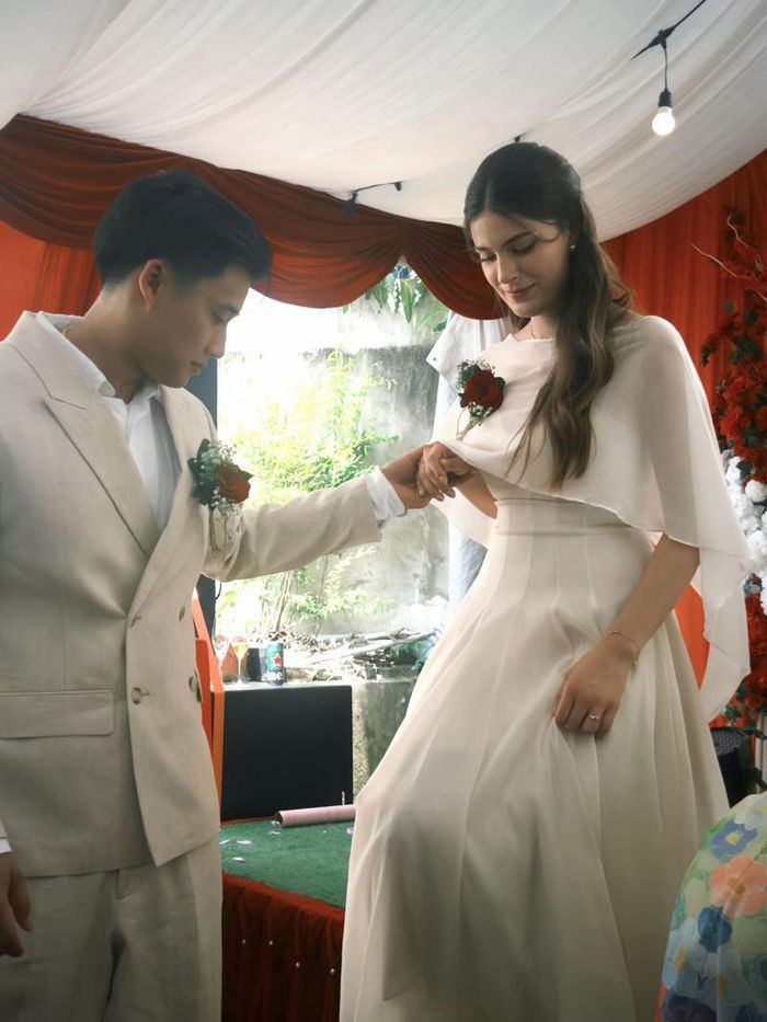 Khoảnh khắc ấn tượng của cặp đôi trong hôn lễ 