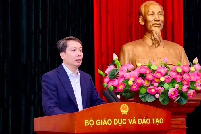 Tân Thứ trưởng Bộ GD-ĐT Phạm Quang Hưng. 