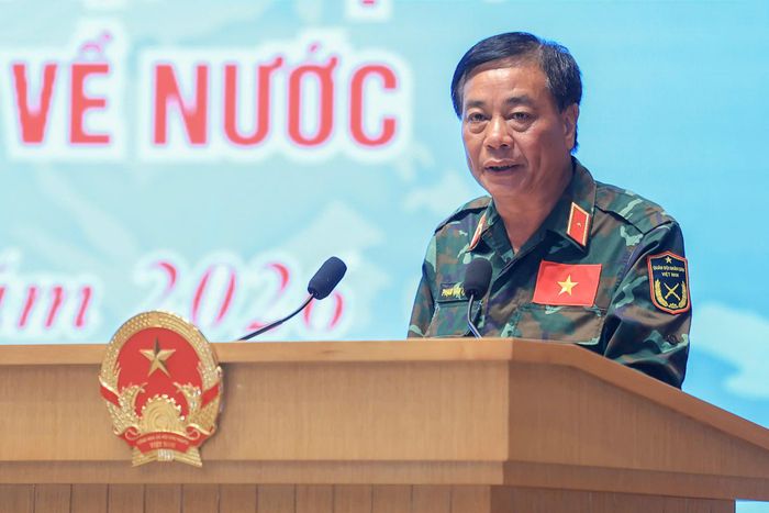 Thiếu tướng Phạm Văn Tỵ, Phó Cục trưởng Cục Cứu hộ - Cứu nạn báo cáo