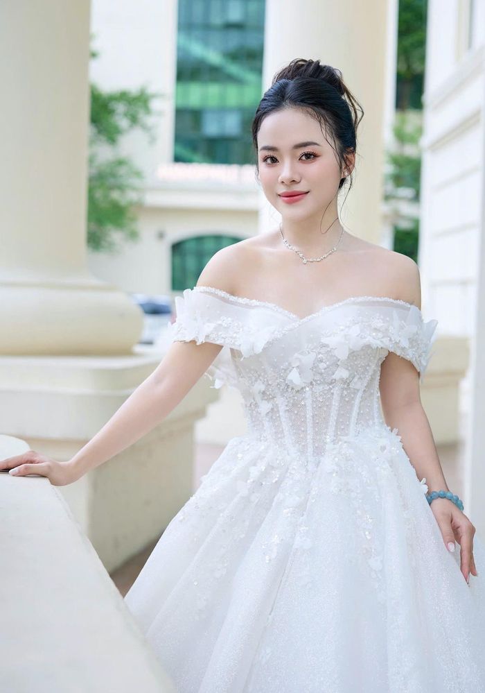 Nghệ sĩ trẻ Chế Thục Anh.