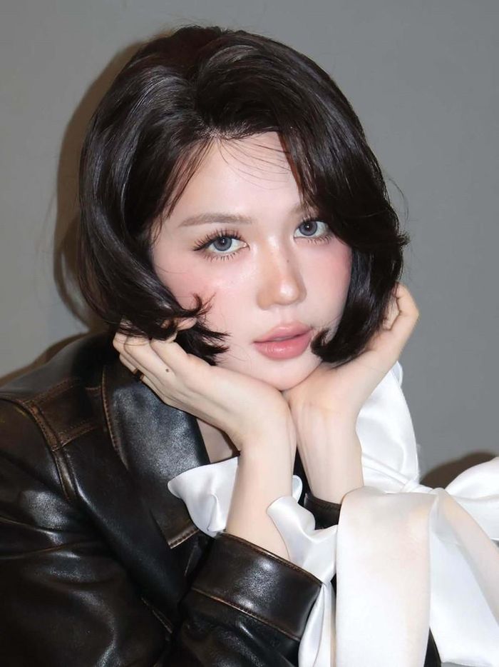 Ngọc Trinh gây chú ý khi khoe diện mạo trẻ trung, cuốn hút với mái tóc ngắn mới.