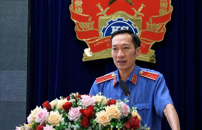  Đồng chí Nguyễn Cao Cường - Viện trưởng VKSND tỉnh Quảng Ngãi kết luận tại hội nghị.