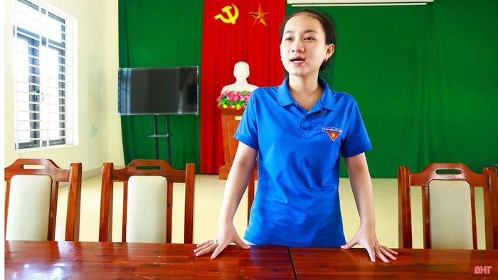 Bên cạnh việc học tập và thực tập, tôi còn có cơ hội được cống hiến sức trẻ của mình trong công tác Đoàn tại địa phương với vai trò Bí thư Chi đoàn thôn Tây Thành.