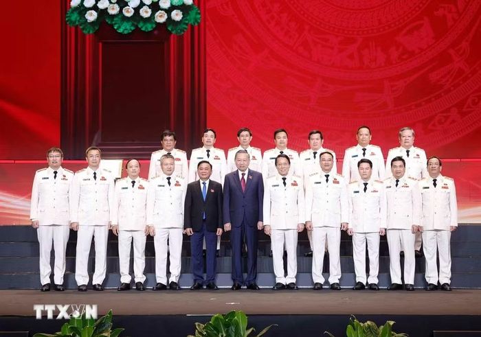 Tổng Bí thư, Chủ tịch nước Tô Lâm và các đại biểu dự Lễ kỷ niệm 80 năm Ngày truyền thống lực lượng An ninh nhân dân (12/7/1946 - 12/7/2026). (Ảnh: Thống Nhất/TTXVN)