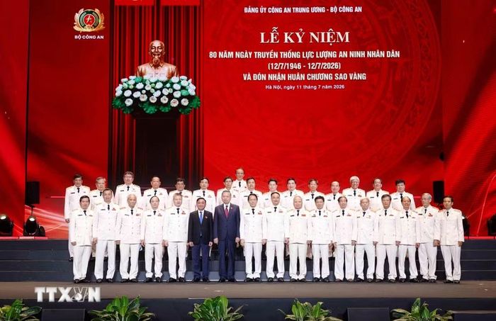 Tổng Bí thư, Chủ tịch nước Tô Lâm và các đại biểu dự Lễ kỷ niệm 80 năm Ngày truyền thống lực lượng An ninh nhân dân (12/7/1946 - 12/7/2026). (Ảnh: Thống Nhất/TTXVN)