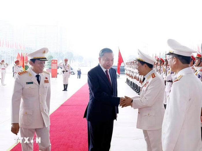 Tổng Bí thư, Chủ tịch nước Tô Lâm và các đại biểu. (Ảnh: Thống Nhất/TTXVN)