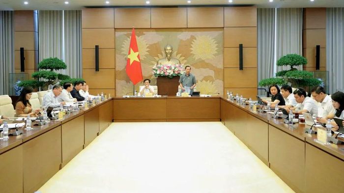 Thường trực Ủy ban Kinh tế và Tài chính của Quốc hội họp phiên mở rộng, ngày 10-7. Ảnh: Cổng thông tin điện tử Quốc hội