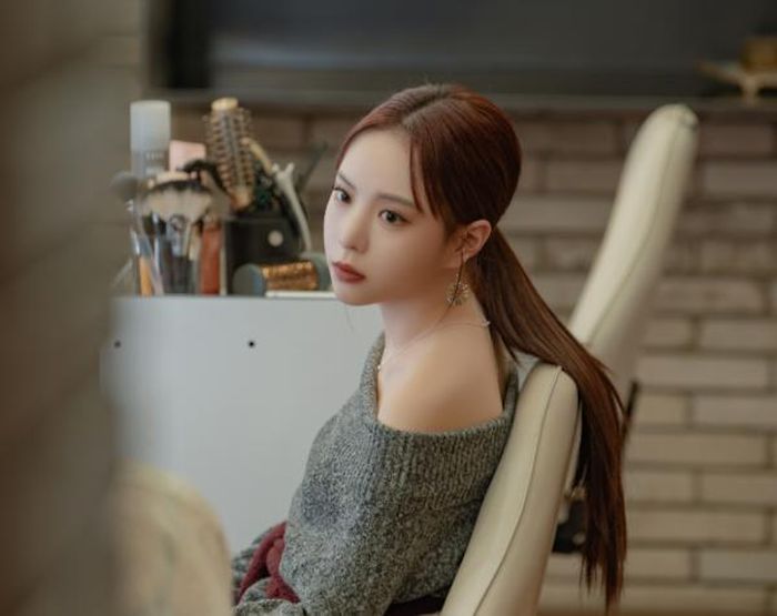 Oh Ha Na là ngôi sao nổi tiếng nhưng dần nhận ra mình đã đánh mất ước mơ.