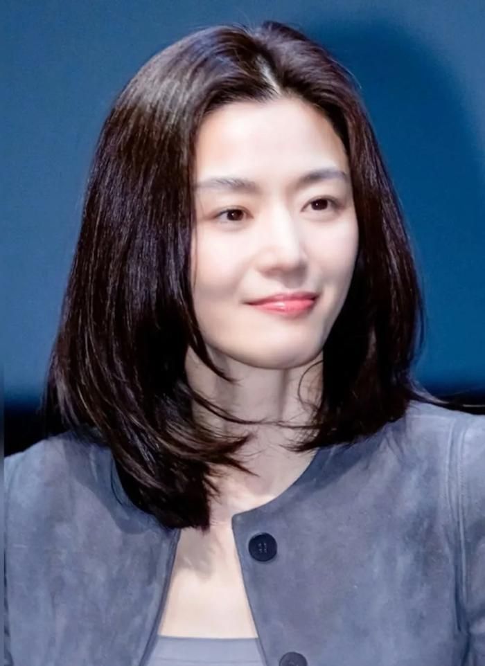 Diện mạo mới của Jeon Ji Hyun nhanh chóng nhận được nhiều lời khen.