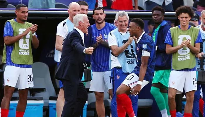 Didier Deschamps đang vận hành rất tốt đội hình có rất nhiều ngôi sao của đội tuyển Pháp.