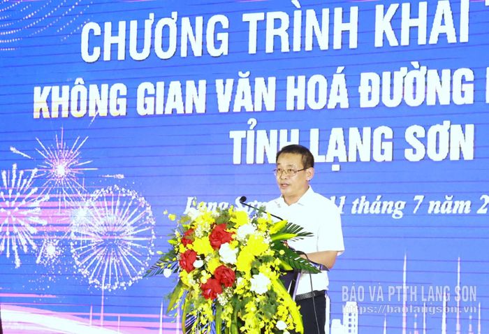 Lãnh đạo Sở Văn hóa, Thể thao và Du lịch phát biểu tại chương trình