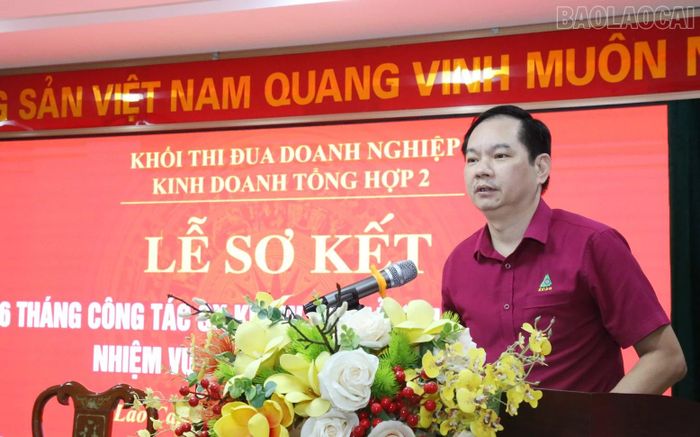 Các doanh nghiệp thành viên tập trung thảo luận giải pháp nâng cao hiệu quả sản xuất, kinh doanh và chất lượng phong trào thi đua.