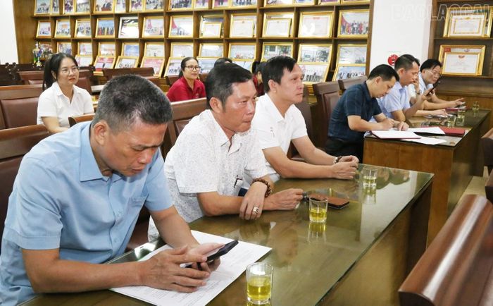 Các đại biểu dự hội nghị.