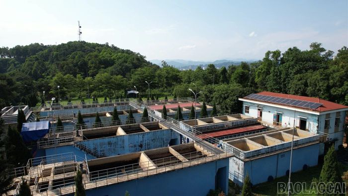 Hạ tầng cấp nước được đầu tư, nâng cấp, đáp ứng nhu cầu sử dụng nước sạch ngày càng tăng của người dân.
