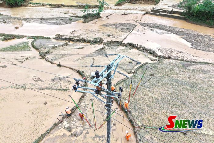 Công ty Điện lực Sơn La nỗ lực khắc phục sự cố, cấp điện trở lại ngay trong ngày.