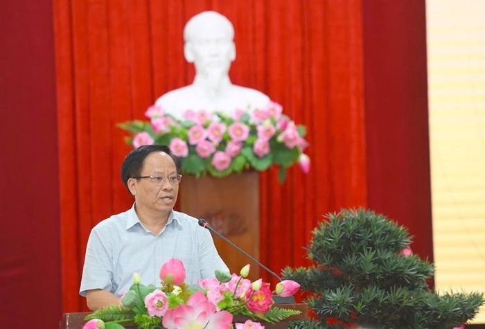 Giám đốc Sở Tài chính La Phúc Thành trả lời chất vấn 