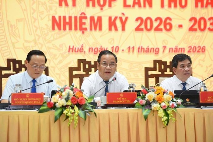 Thường trực HĐND thành phố chủ trì phiên thảo luận