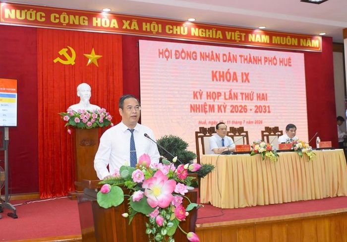 Phó Bí thư Thường trực Thành ủy, Chủ tịch HĐND TP. Huế Phạm Đức Tiến phát biểu bế mạc kỳ họp