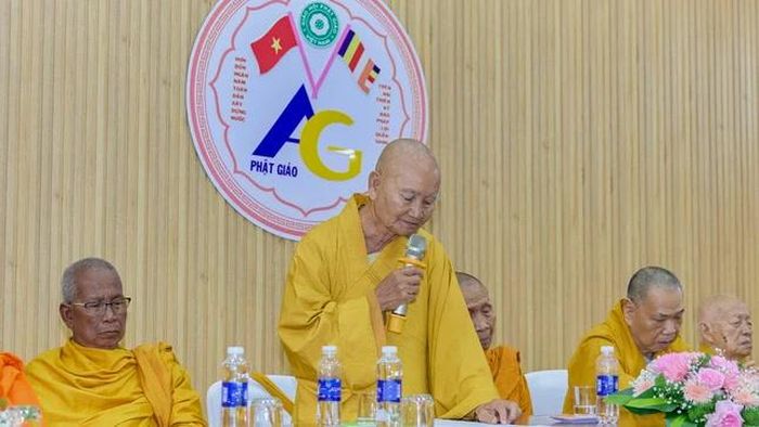 Trưởng lão Hòa thượng Thích Huệ Tài đạo từ