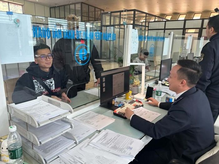 Từ 13/7, doanh nghiệp phải khai đúng mã khi xuất nhập khẩu sản phẩm mật mã dân sự. Ảnh: Hải Anh