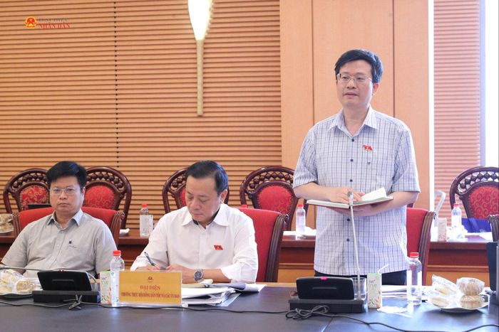 ĐBQH hoạt động chuyên trách tại Ủy ban Văn hóa và Xã hội Đỗ Chí Nghĩa quan tâm tới chính sách phát triển văn hóa đọc, cho đây là nội dung quan trọng của xuất bản