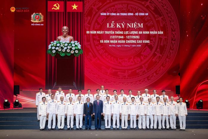 Tổng Bí thư, Chủ tịch nước Tô Lâm với các đại biểu dự Lễ kỷ niệm. Ảnh: Phạm Thắng