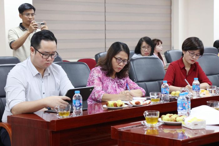 Đại biểu tham dự tọa đàm. Ảnh: An Nhiên