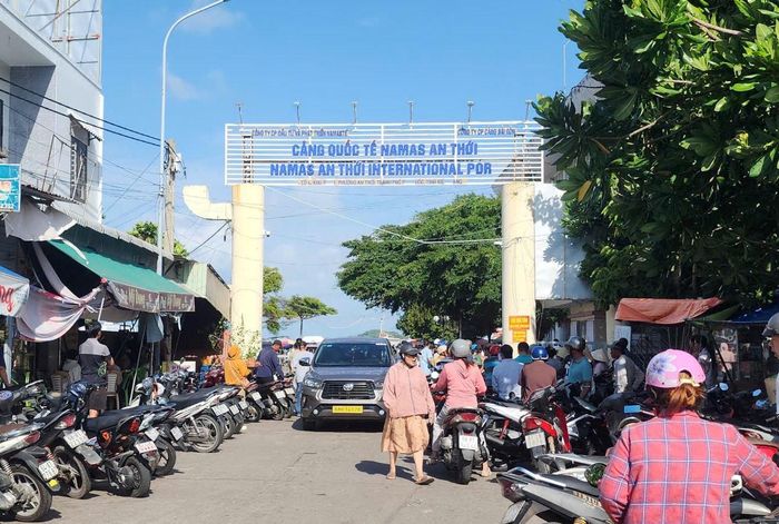 Sau vụ tai nạn đáng tiếc xảy ra, chính quyền đặc khu Phú Quốc xin hỗ trợ và gửi lời chia buồn sâu sắc đến gia đình các nạn nhân
