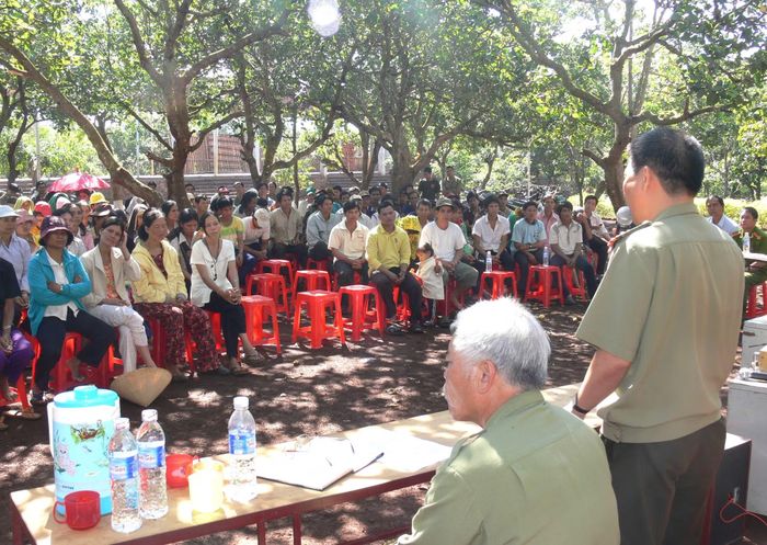 Lực lượng An ninh Đắk Lắk tổ chức tuyên truyền, vận động đồng bào dân tộc thiểu số không tin, không nghe theo lời dụ dỗ của các tổ chức phản động Fulro lưu vong.