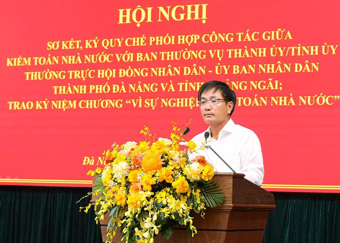 Phó Chủ tịch UBND tỉnh Quảng Ngãi Nguyễn Ngọc Sâm phát biểu tại Hội nghị - Ảnh: Hồng Thoan
